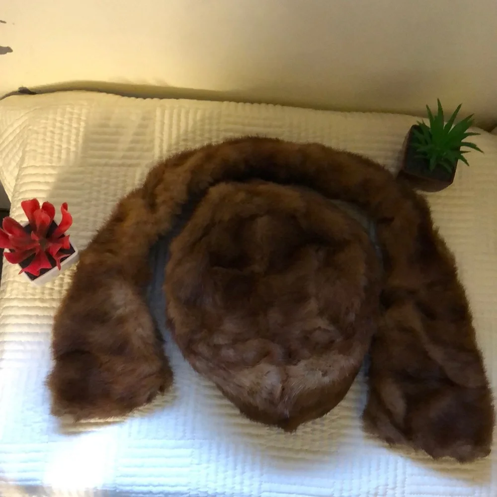 Fur Mink Hat & Collar - Picture 2 of 5